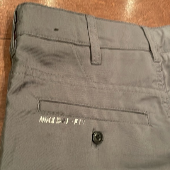 Hurley Nike Dry Fit Gray shorts - Picture 5 of 6